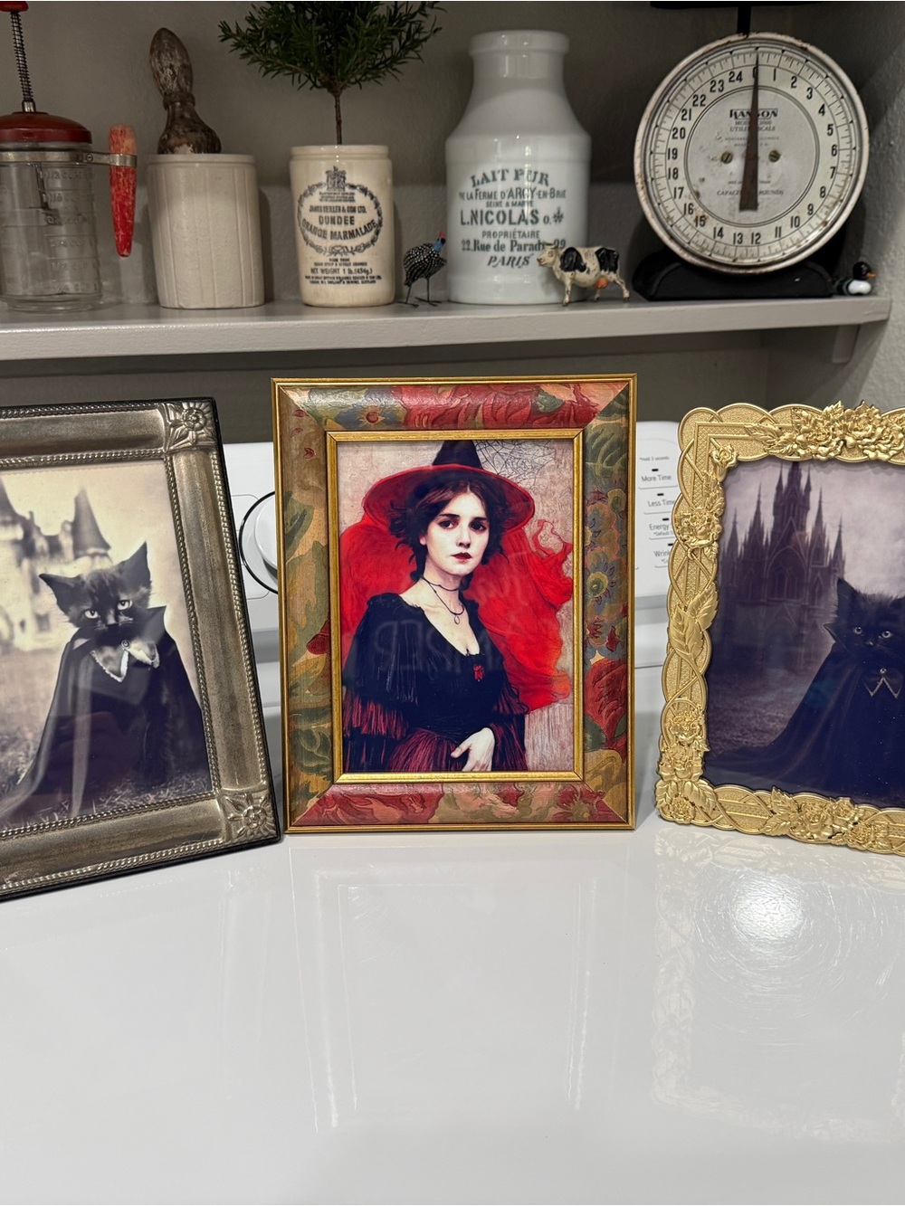 Vintage Picture Frames with Halloween Art - Picture 10 of 15